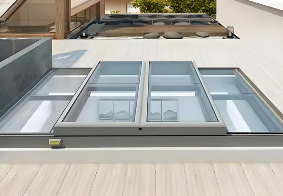 Medium sliding skylight