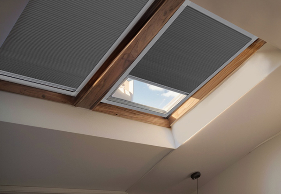 Built-in sunshade