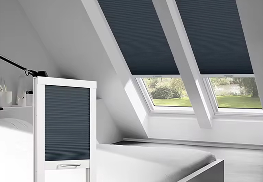Built-in sunshade